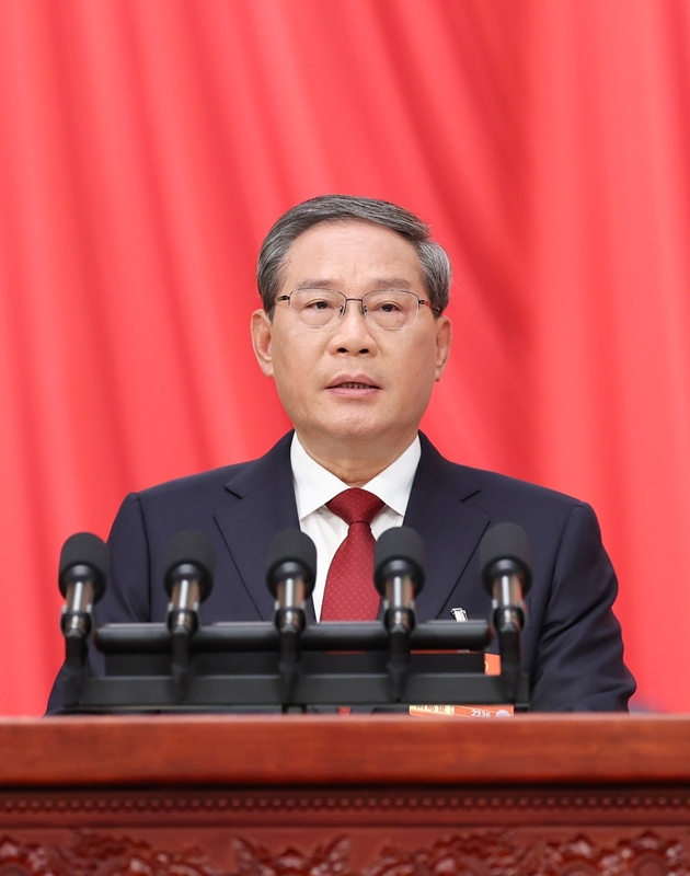 3月5日上午,第十四届全国人民代表大会第四次会议在北京人民大会堂开幕。国务院总理李强作政府工作报告。新华社记者 黄敬文 摄.jpg